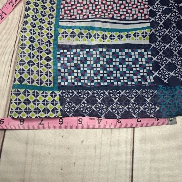 Multi Media Pattern One Size Cover Up - Picture 9 of 10